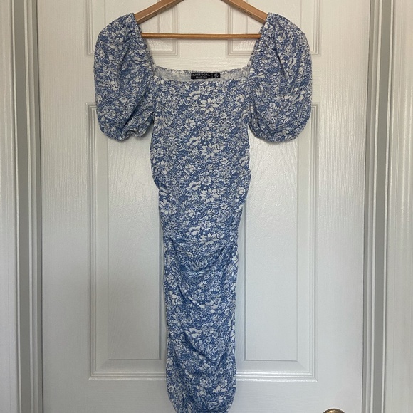 Nasty Gal Dresses & Skirts - Nasty Gal Square Neck Dress